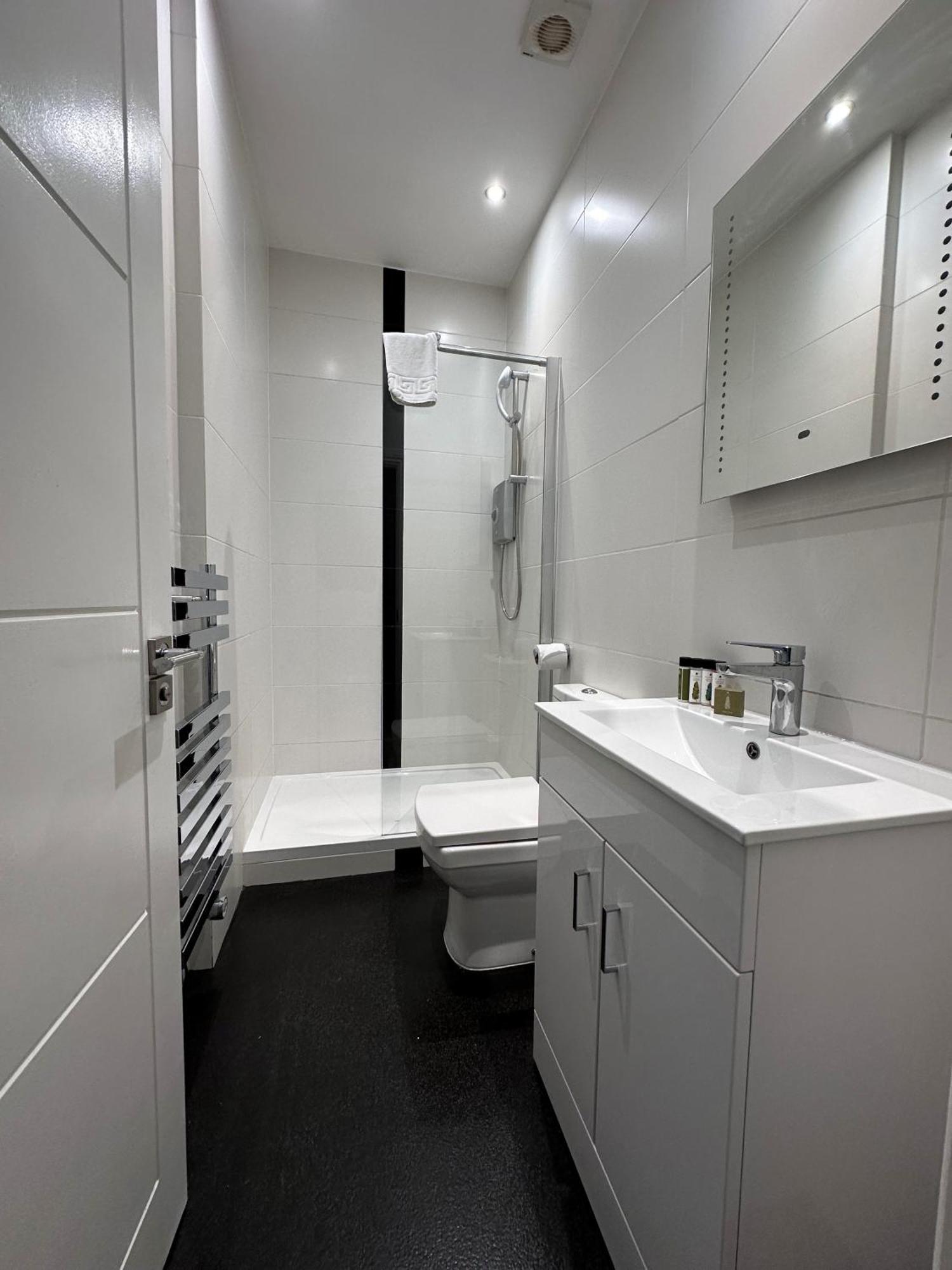 Apt 1, Soho Apartments 1St Floor By Indigo Flats London Eksteriør billede